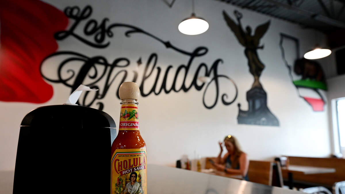 Los Chiludos on opening day, June 4, 2026, in the Braden River shopping plaza on State Road 64 East.